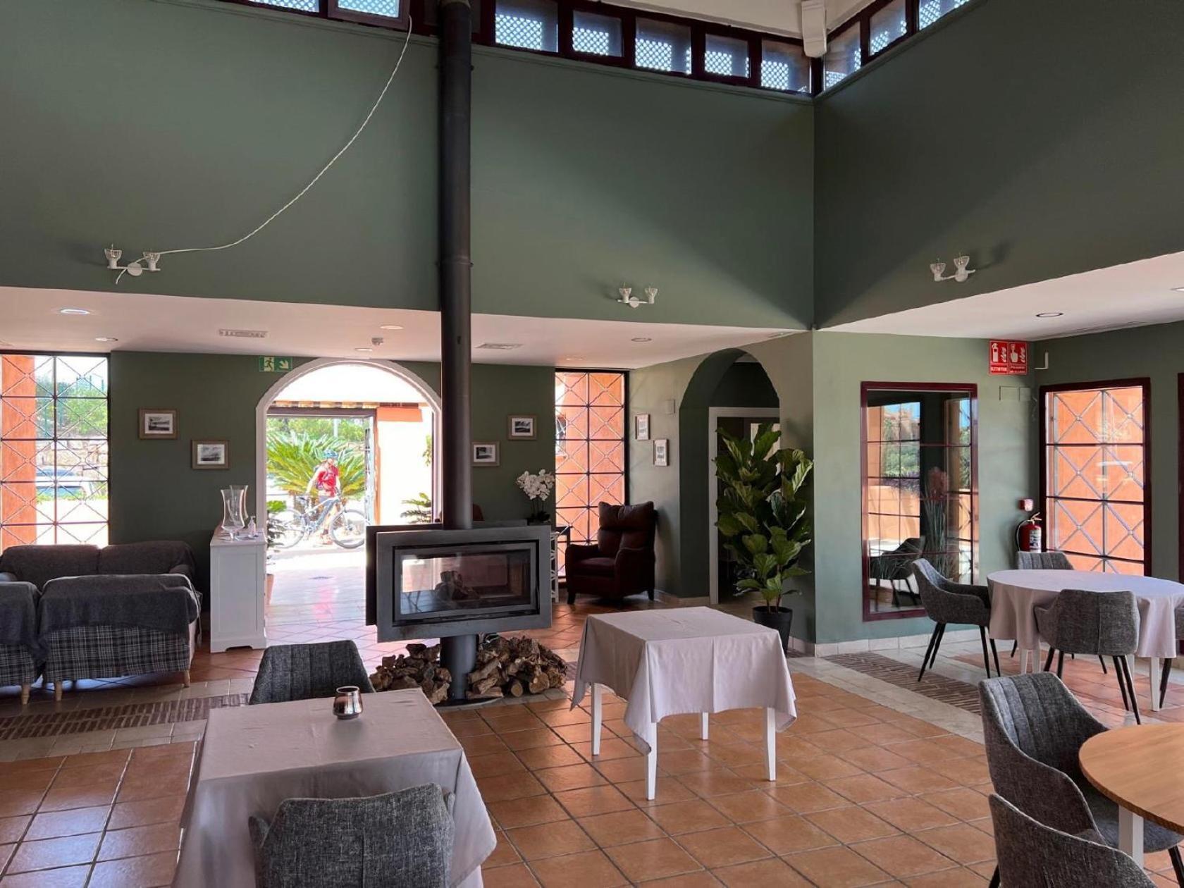 Casa De La Calma, Beautiful Apartment In El Soto Ojen Exterior photo