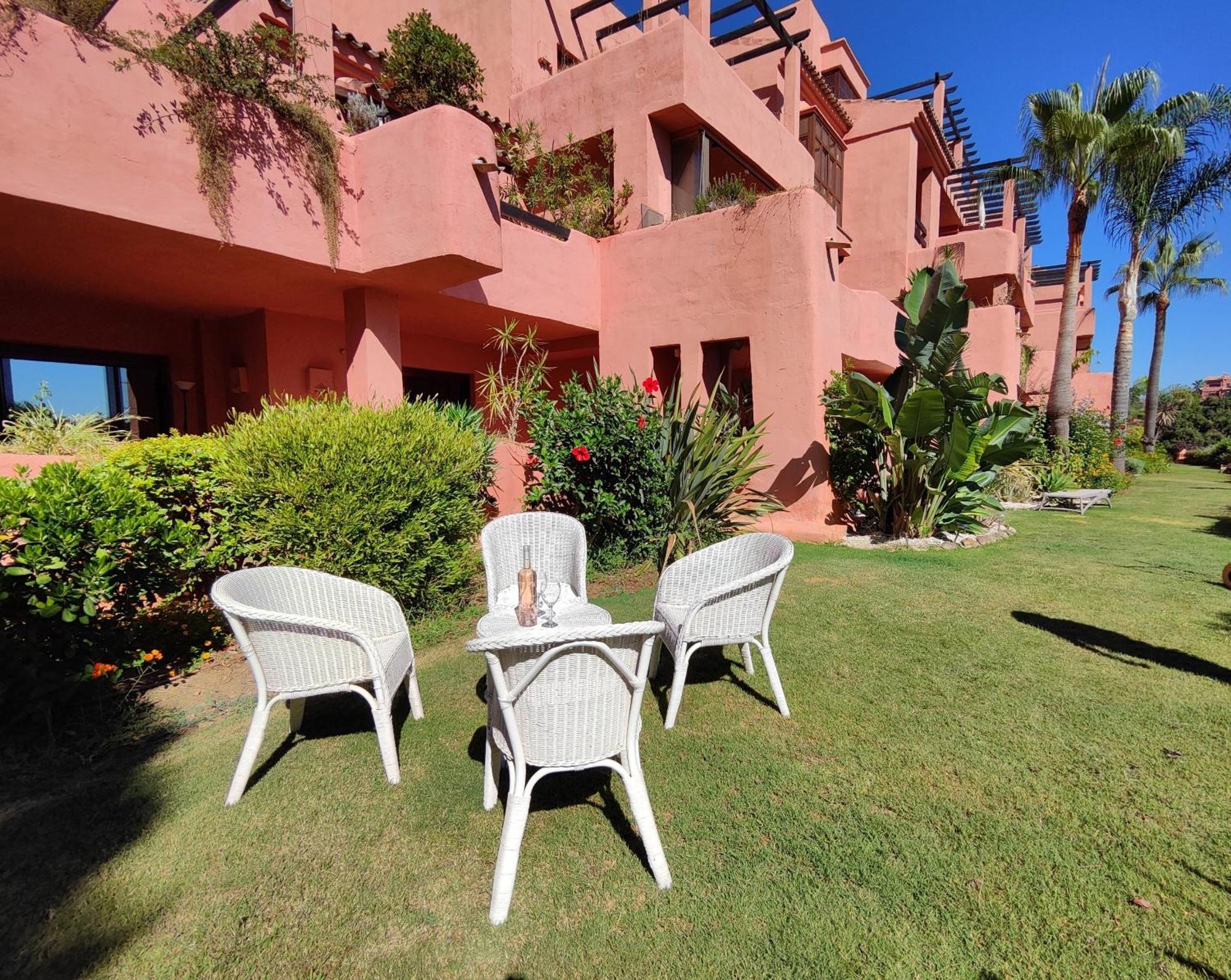 Casa De La Calma, Beautiful Apartment In El Soto Ojen Exterior photo