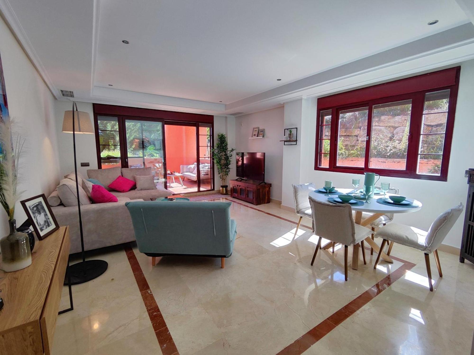 Casa De La Calma, Beautiful Apartment In El Soto Ojen Exterior photo